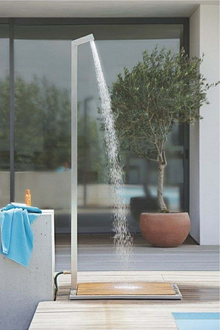 ducha de jardín solar sencilla